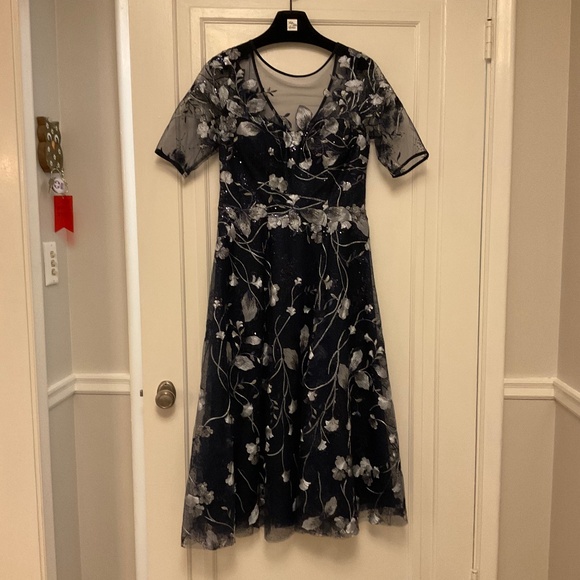 Teri Jon by Rickie Freeman Embroidered Tulle Tea Dress size 10 - Picture 2 of 11